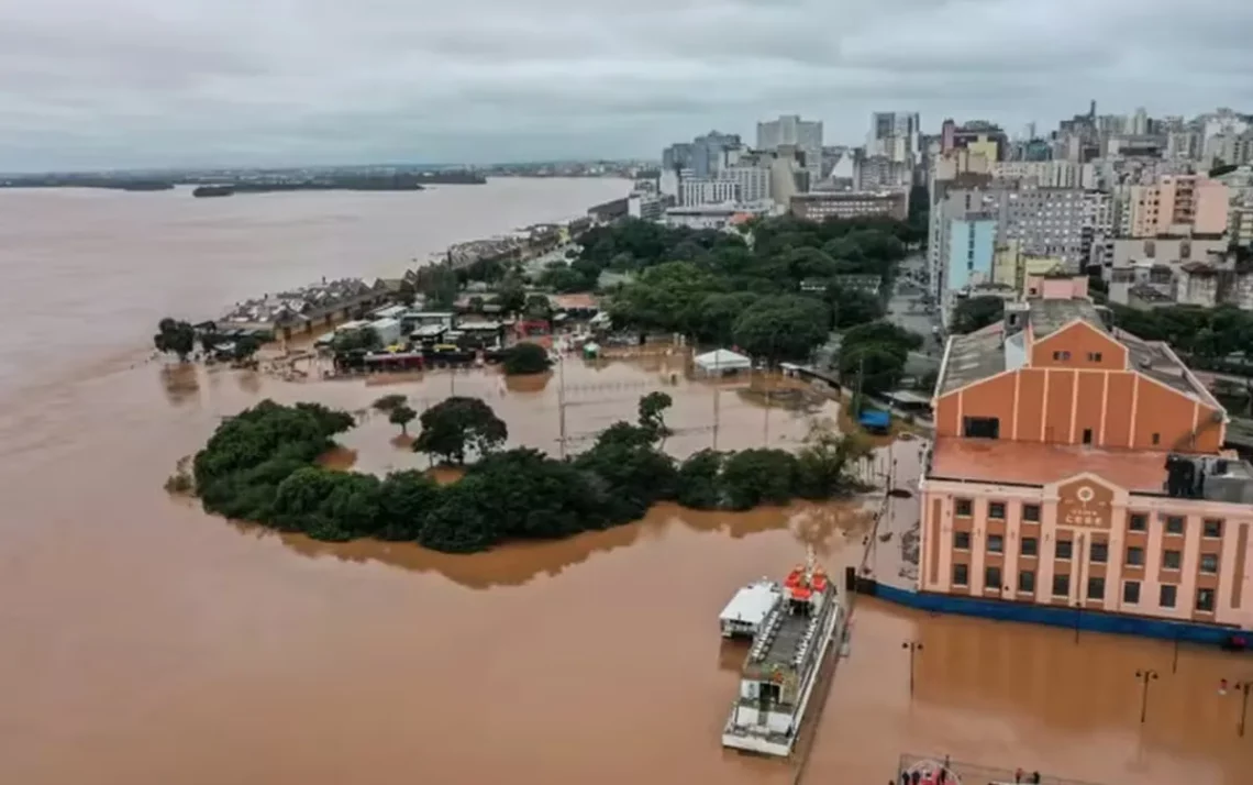 Rio, corpo de água;