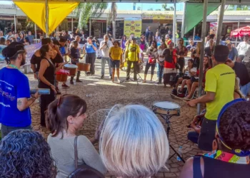 Desfile Diversidade Celebração Inclusão;