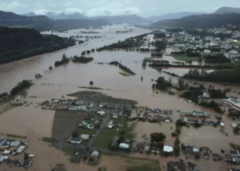 tempestades, precipitações, precipitação, intensa, enchentes;