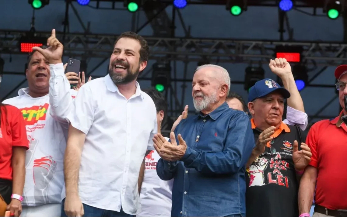 presidente, Lula da Silva, Silva, deputado federal Guilherme, Boulos;