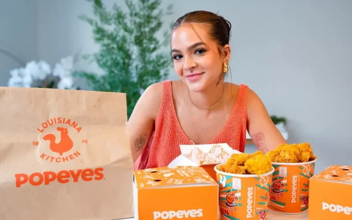 Frango, empanado, frango, crocante, frango, da Popeyes;