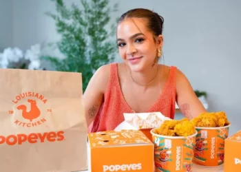 Frango, empanado, frango, crocante, frango, da Popeyes;