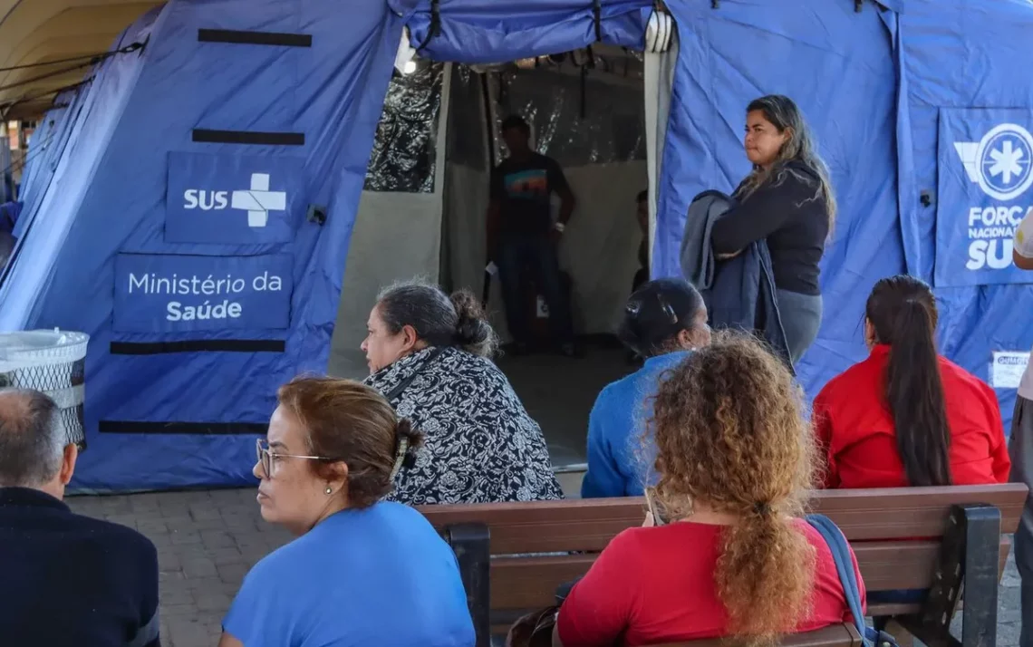 unidades, de terapia, intensiva, UTIs, leitos, de UTI;