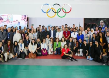 instituição, de ensino, estabelecimento, de ensino, centro, educacional;