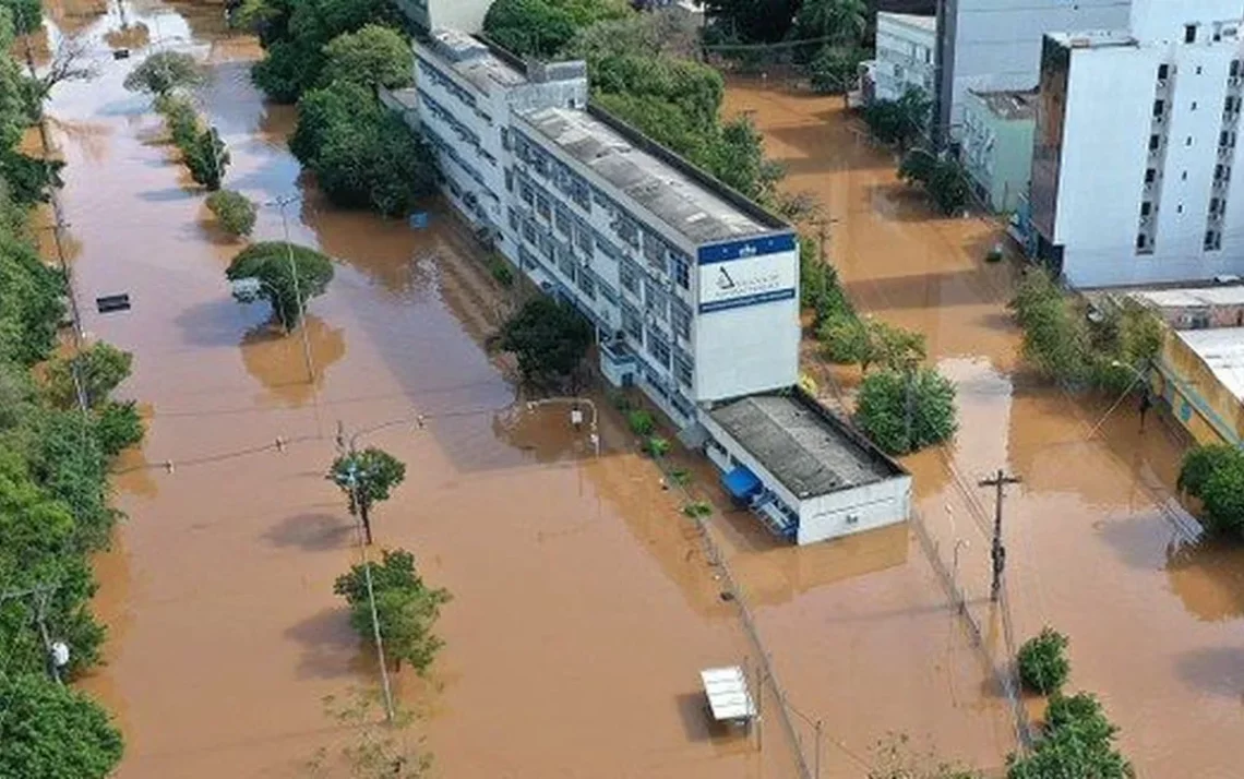 reestruturação, renovação, melhoria;