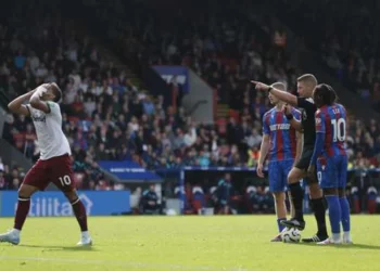 meia, Lucas Paquetá, brasileiro, camisa, 10 do, West Ham