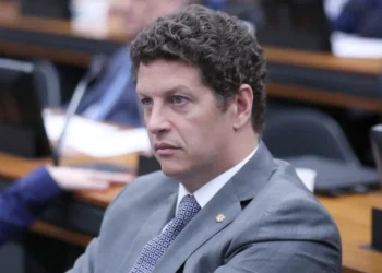 vaga no Senado, casa;